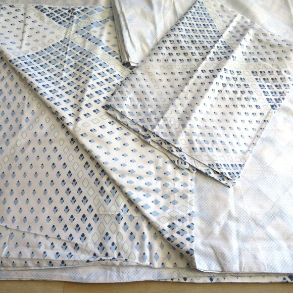 New Blue White Reversable Patterned Cotton Twin Duvet Set 2 Shams 1 Pillowcase - Picture 13 of 16